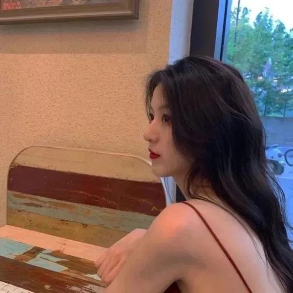 村花带娃二嫁豪门